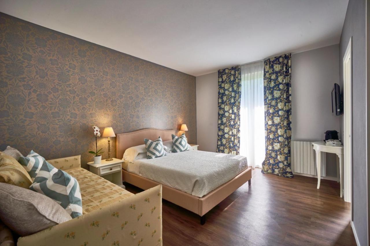 Hotel Clodia - Adults Only Σιρμιόνε Εξωτερικό φωτογραφία
